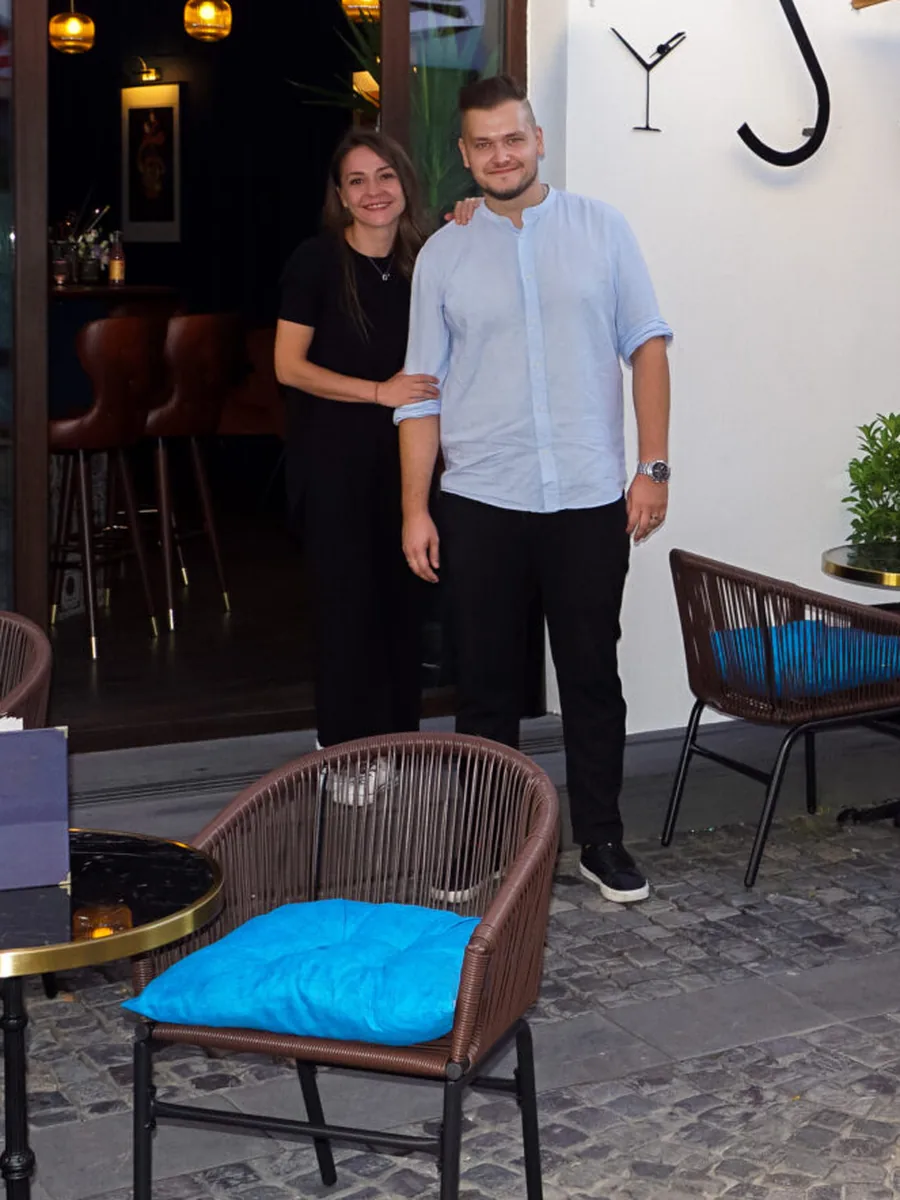 Diana and Iulian, the owners of Sippers